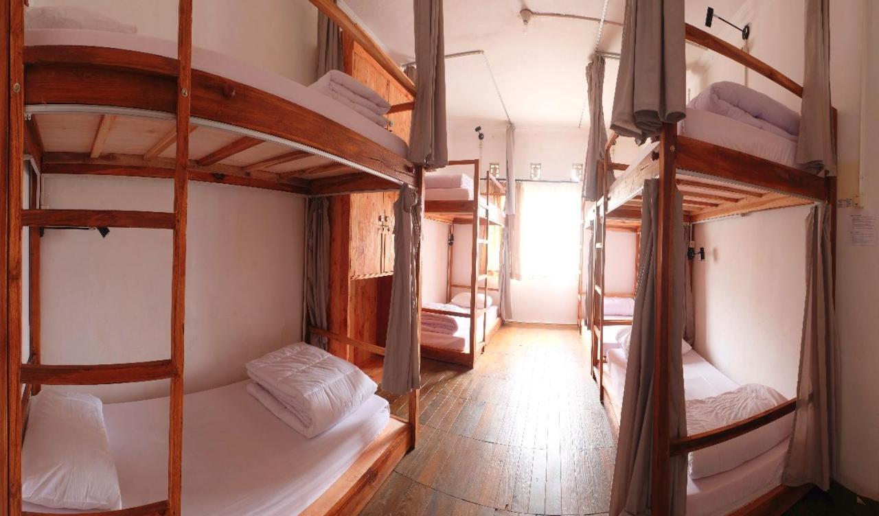 Tani Jiwo Hostel Diyeng Ngoại thất bức ảnh